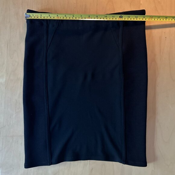 BCBGMaxazria Black Stretch Bodycon Pencil Skirt Medium - Picture 6 of 10
